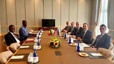 Kacır ve Bolat, Senegal Bakanı Diop ile Görüştü