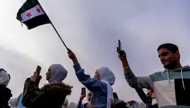 Suriye'de Sahte Dolar Selü