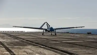 Yerli İHA, Gemiden Başarıyla İniş Kalkış Yaptı