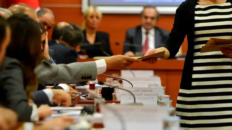 ÖİB, 5 İlde Taşınmaz Satışı İçin İhale Düzenliyor
